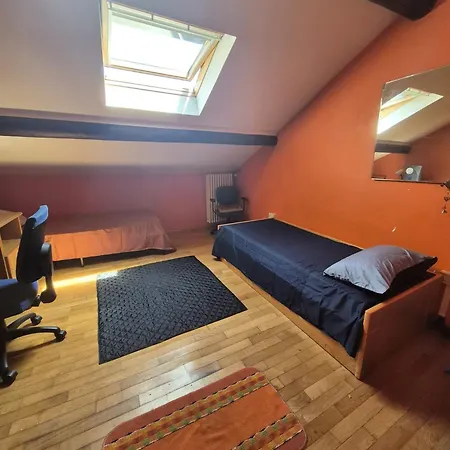 Privat bolig Completo O Private, Centro Vicino Stazione E Al Lecco