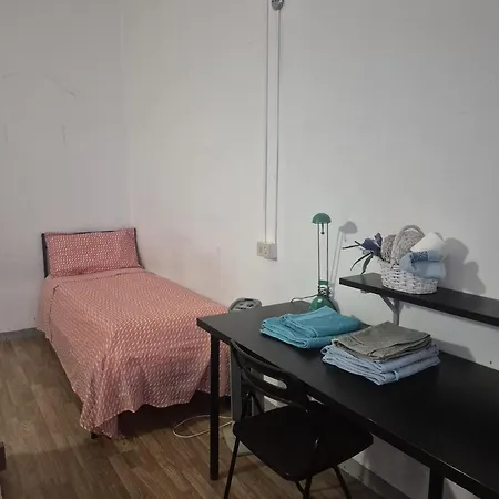 Privat bolig Completo O Private, Centro Vicino Stazione E Al Lecco