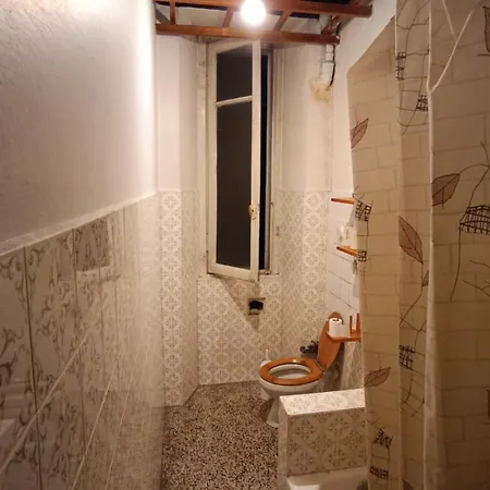 Privat bolig Completo O Private, Centro Vicino Stazione E Al *