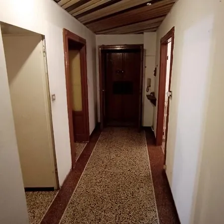 Completo O Private, Centro Vicino Stazione E Al Privat bolig *