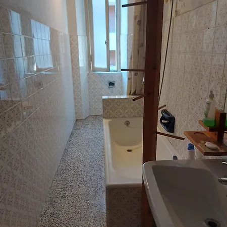 Privat bolig Completo O Private, Centro Vicino Stazione E Al Lecco