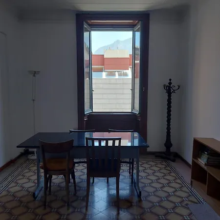 Completo O Private, Centro Vicino Stazione E Al Lecco