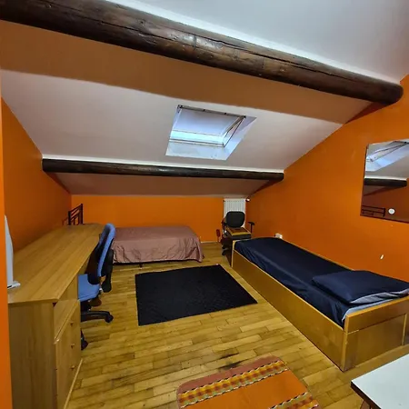 Completo O Private, Centro Vicino Stazione E Al Privat bolig *