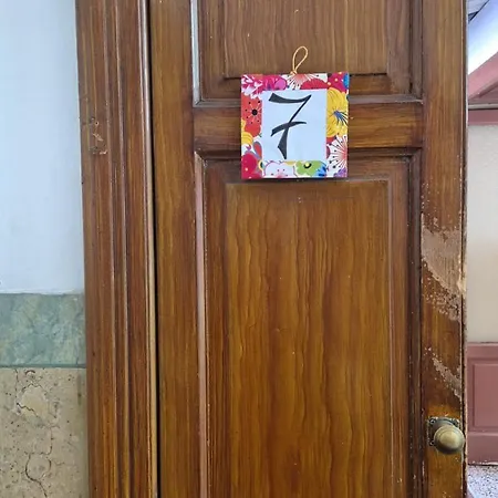 Privat bolig Completo O Private, Centro Vicino Stazione E Al