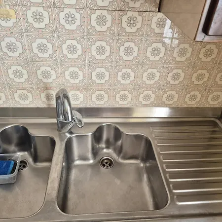Privat bolig Completo O Private, Centro Vicino Stazione E Al