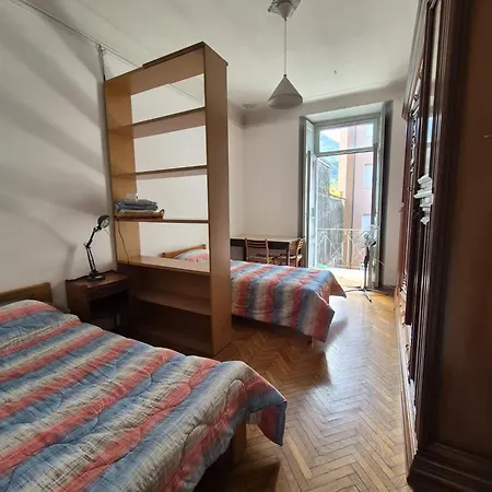 Privat bolig Completo O Private, Centro Vicino Stazione E Al Lecco