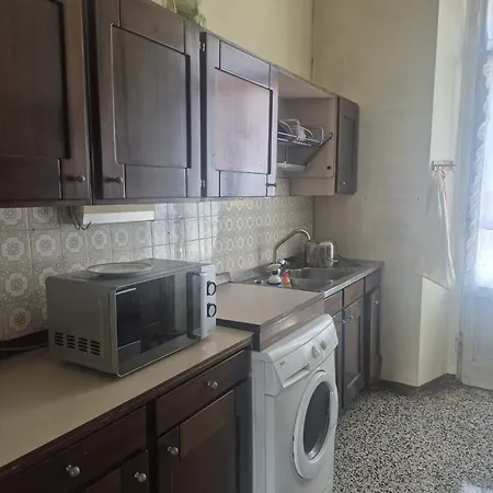 Completo O Private, Centro Vicino Stazione E Al Privat bolig