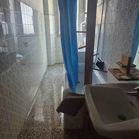Privat bolig Completo O Private, Centro Vicino Stazione E Al *