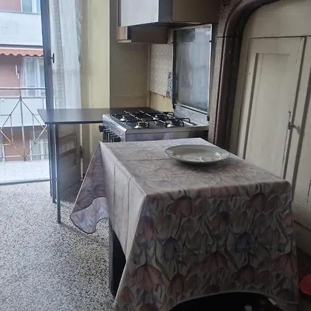 Completo O Private, Centro Vicino Stazione E Al Privat bolig